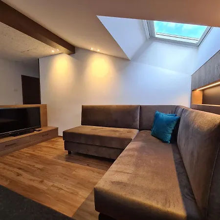 Gravina Apartment *